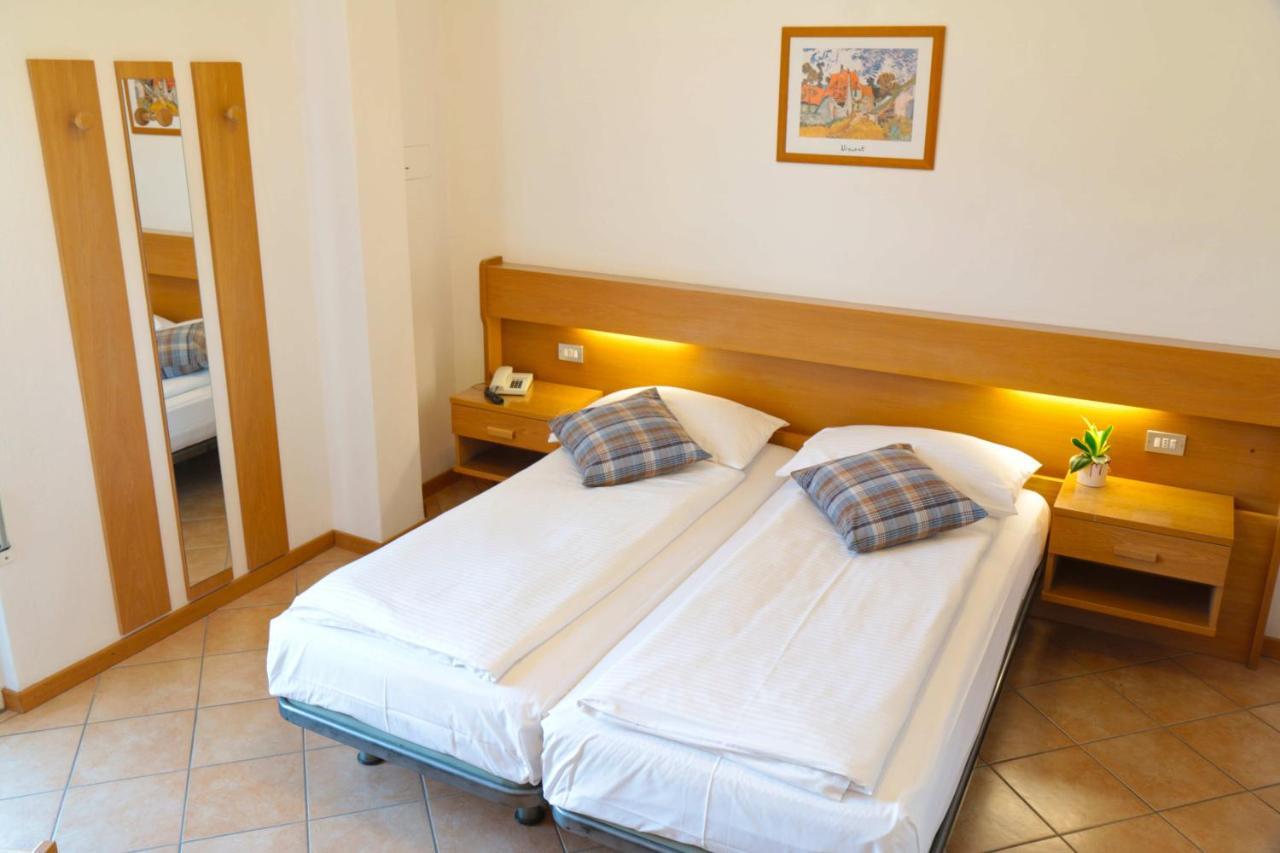 Hotel Villa Clara 토르볼레 외부 사진