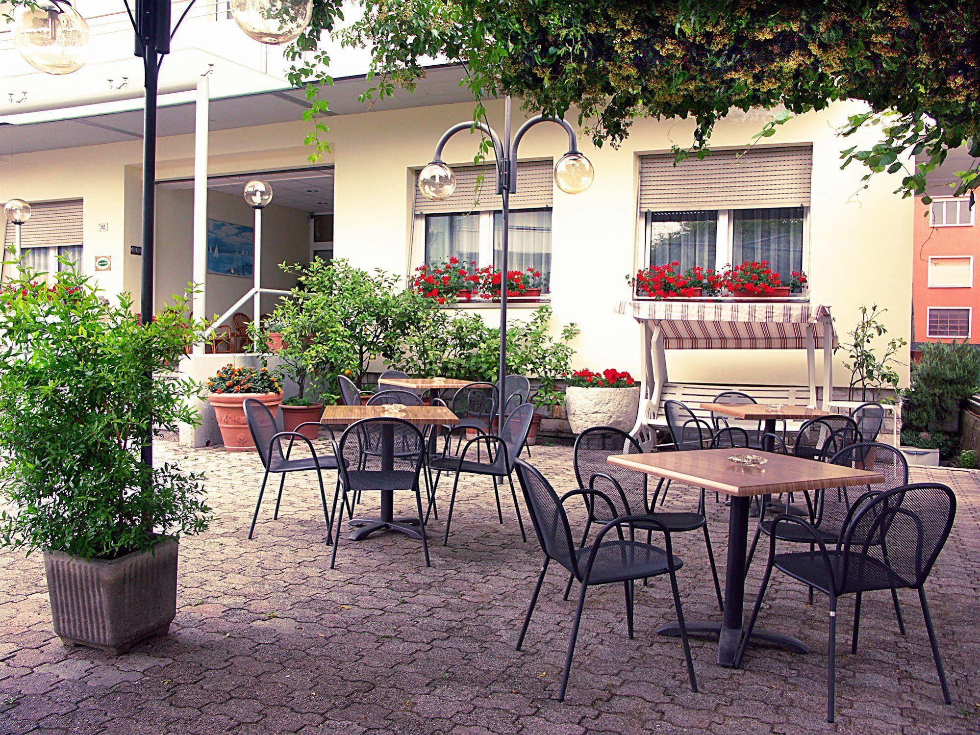Hotel Villa Clara 토르볼레 외부 사진